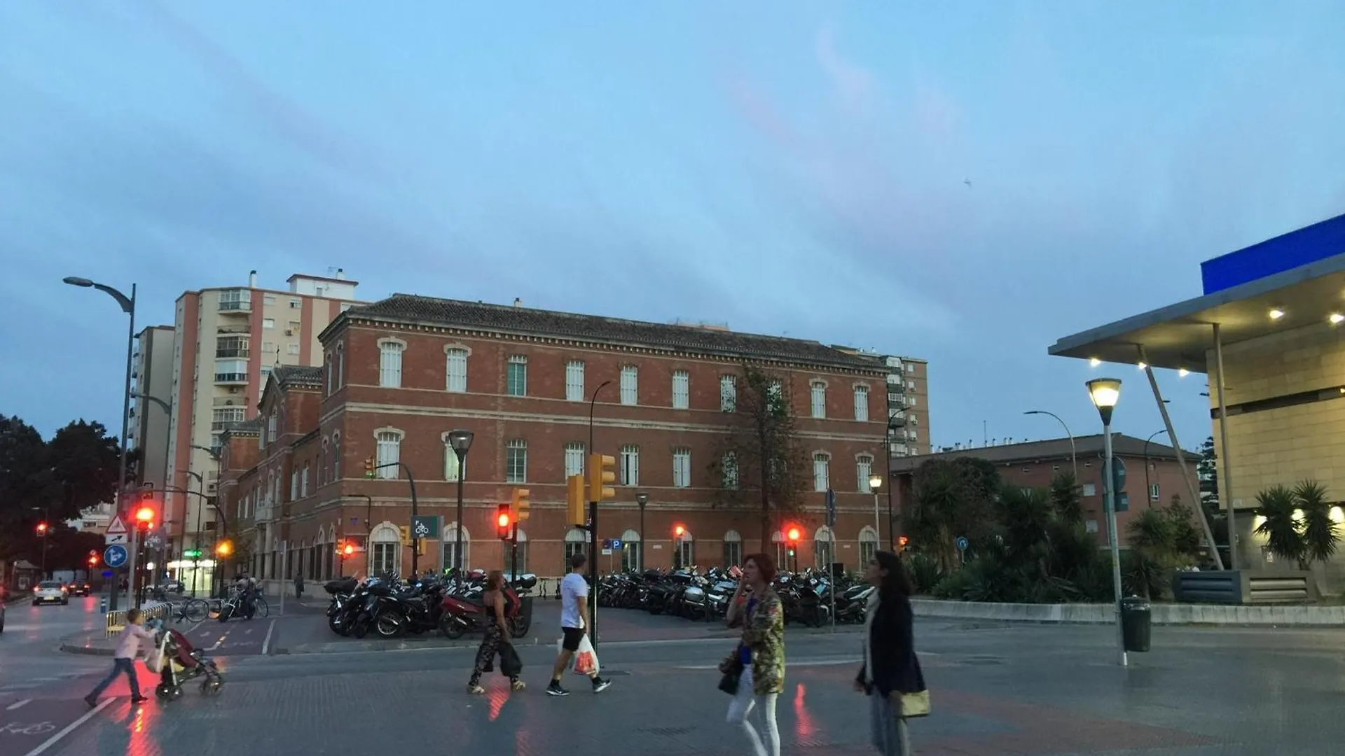 Homestay Hevres Centro Habitacion Apartment Malaga